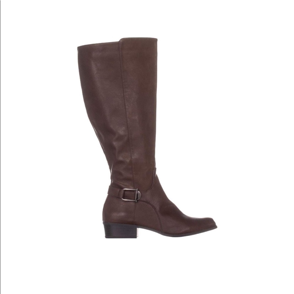 NEW IN BOX Alfani Boots in size 6.5